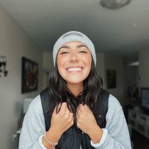 Meet your Posher, Nicole